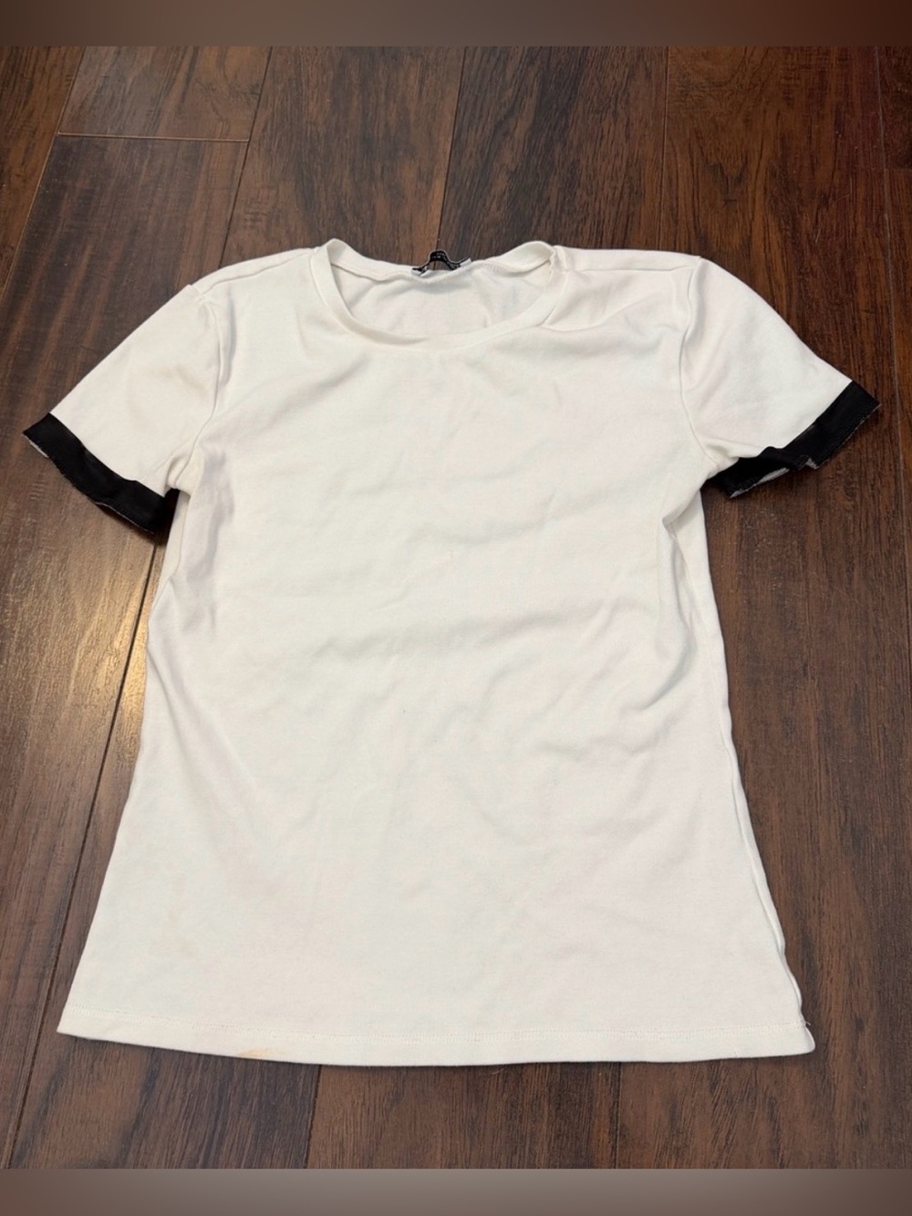 Zara White Short Sleeves w Black Trim Tee Shirt